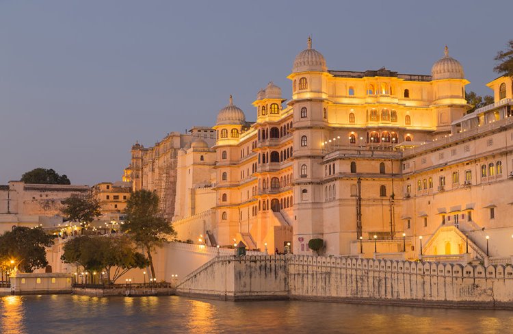 Taxi Service In Udaipur