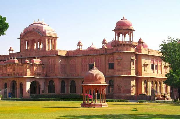 Jaisalmer To Bikaner Cab