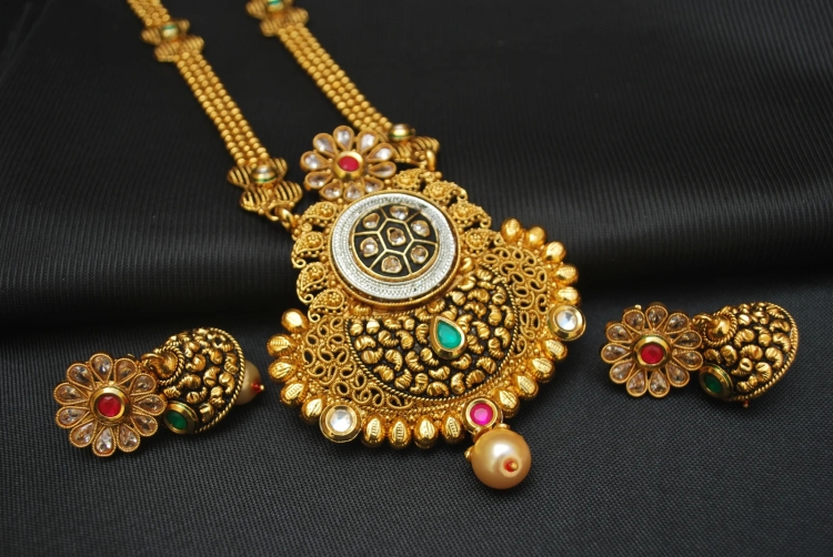 Comparing Prices for Online Artificial Jewellery Shopping in Pakistan – Get the Best Deals